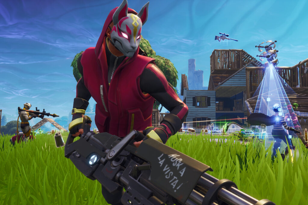 Как разговаривать в голосовом чате в Fortnite?